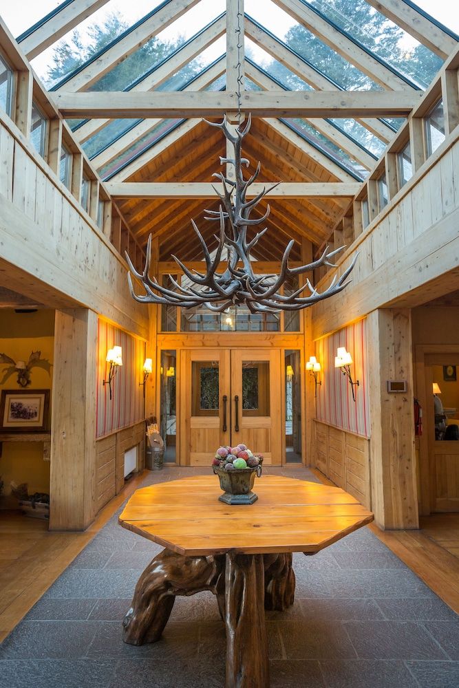 Correntoso Lake & River Hotel 2