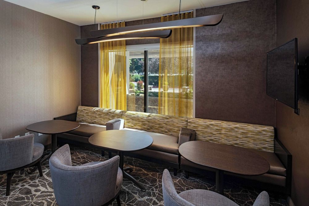 SpringHill Suites Boise West/Eagle 3