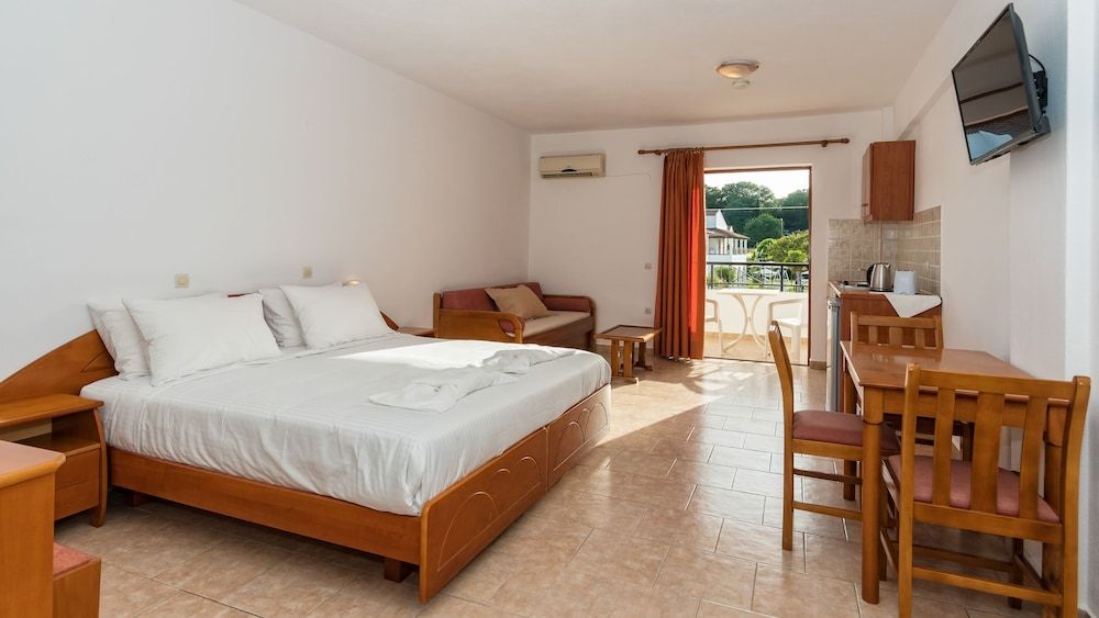 Goudelis Apartments 2