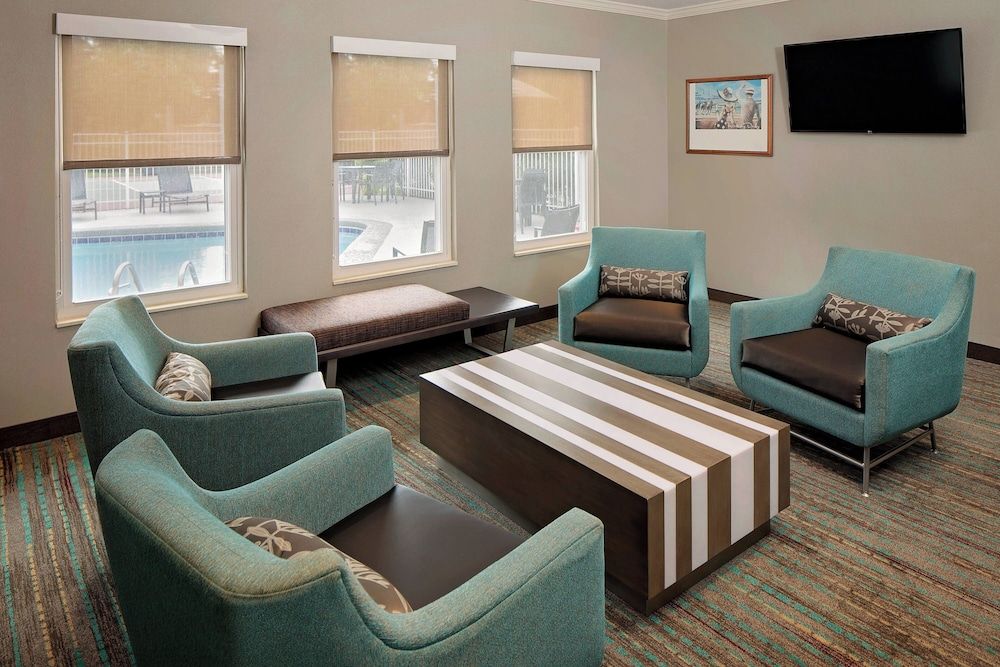 Residence Inn by Marriott Louisville 2