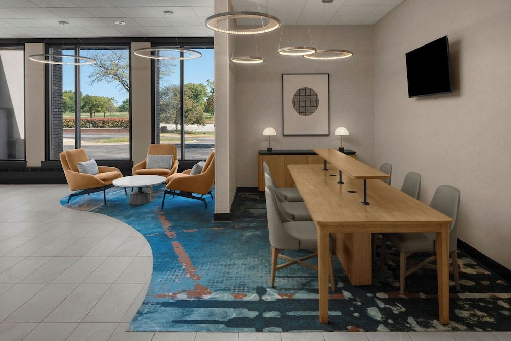 Sheraton Milwaukee Brookfield Hotel 3