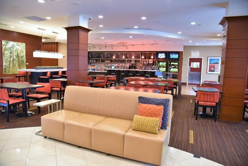 Courtyard By Marriott Boston Waltham 3 estrelas em Waltham