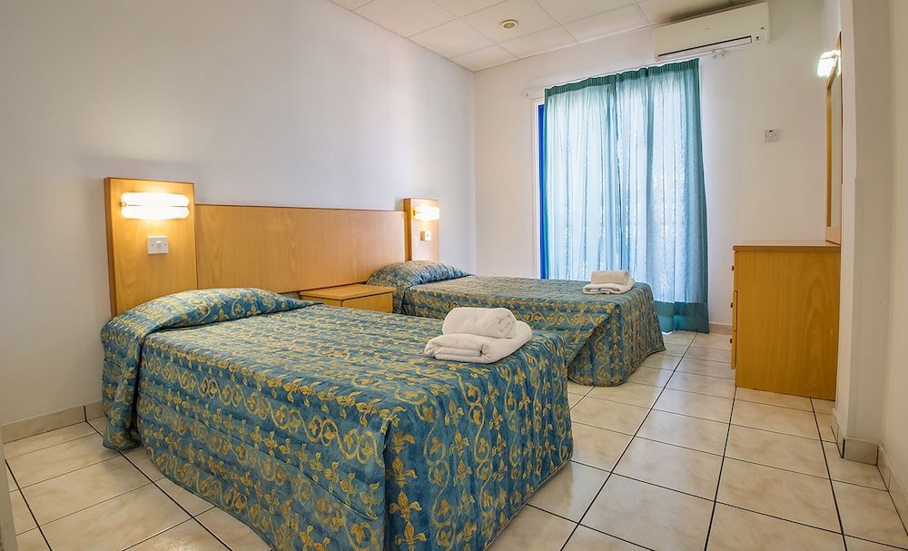 Green Bungalows Hotel Apartments 3