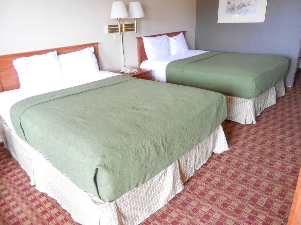 Extend-a-Suites Phoenix 3