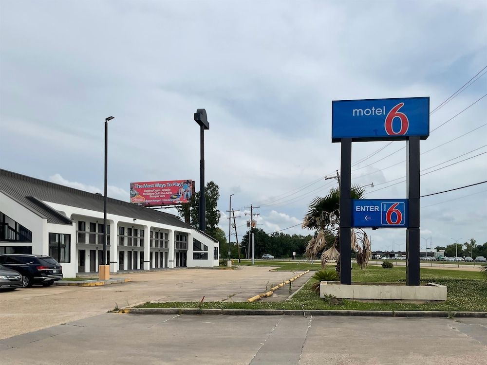 Motel 6 Baton Rouge, LA - East - I-12