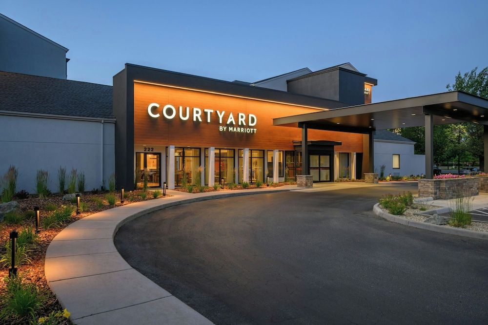 Courtyard by Marriott Downtown Boise 1