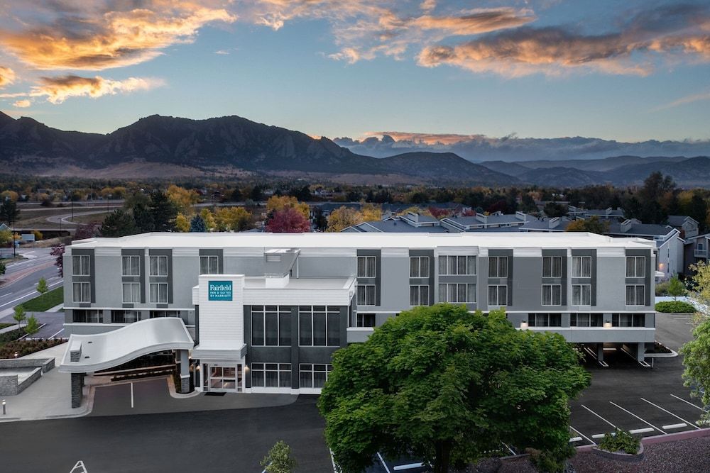 Fairfield Inn & Suites by Marriott Boulder 2 estrellas en Boulder