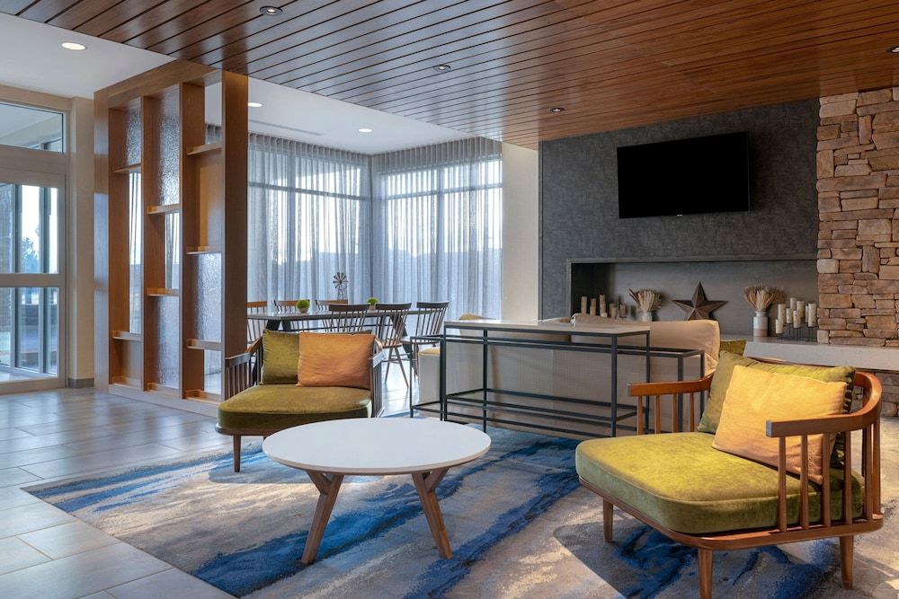 Fairfield Inn & Suites by Marriott Denver Airport at Gateway Park 3