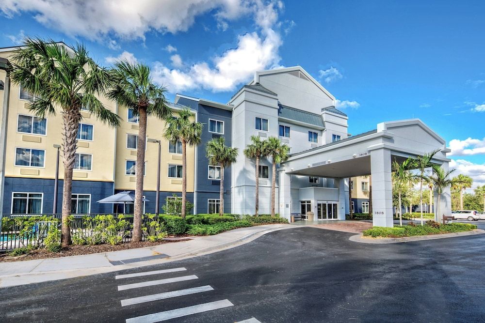 Fairfield Inn & Suites by Marriott Naples 3 estrellas en Naples