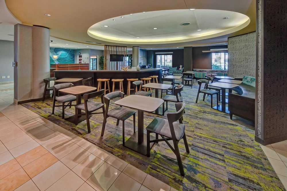 SpringHill Suites by Marriott Naples 2