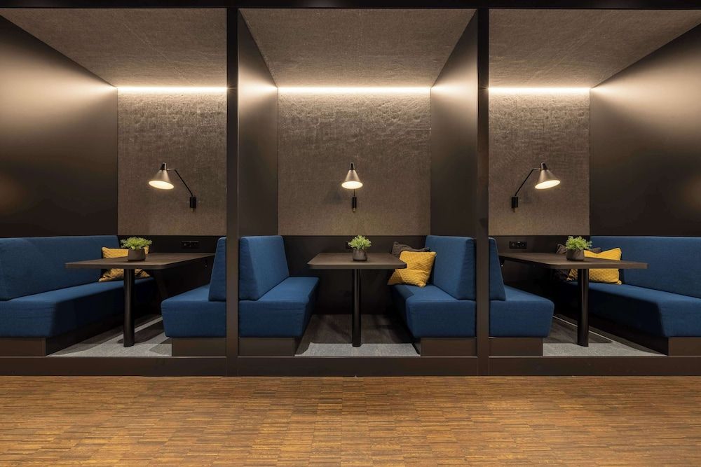 Radisson Hotel & Suites Zurich 3