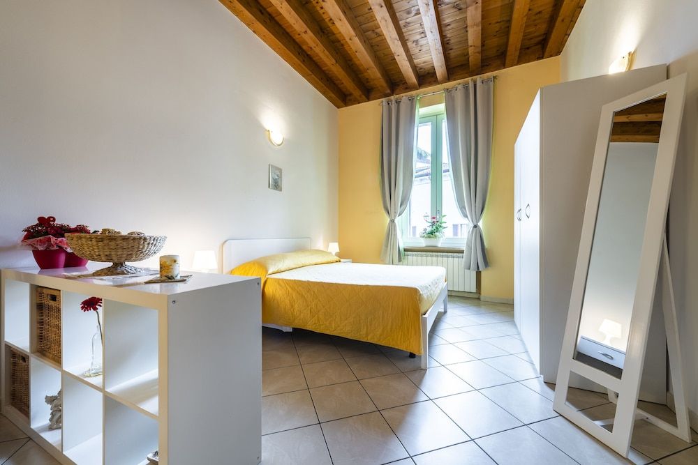 Flowers Apartments 2