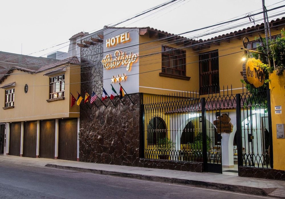 Hotel Oro Viejo