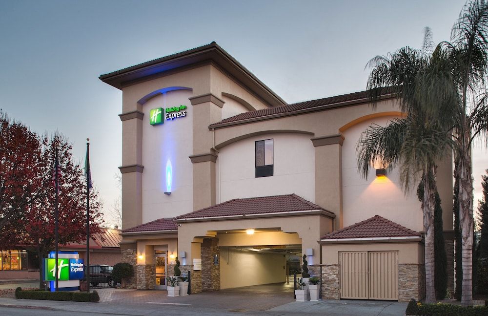 Holiday Inn Express Redwood City 3 estrelas em Redwood City