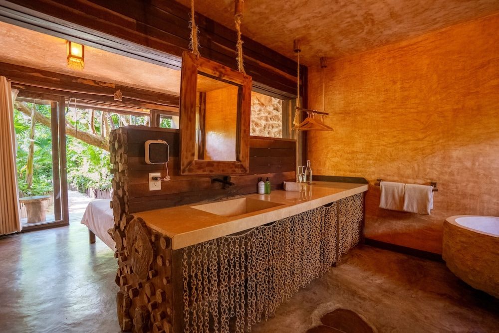 Mayan Monkey Isla Mujeres | Social Hotel 2