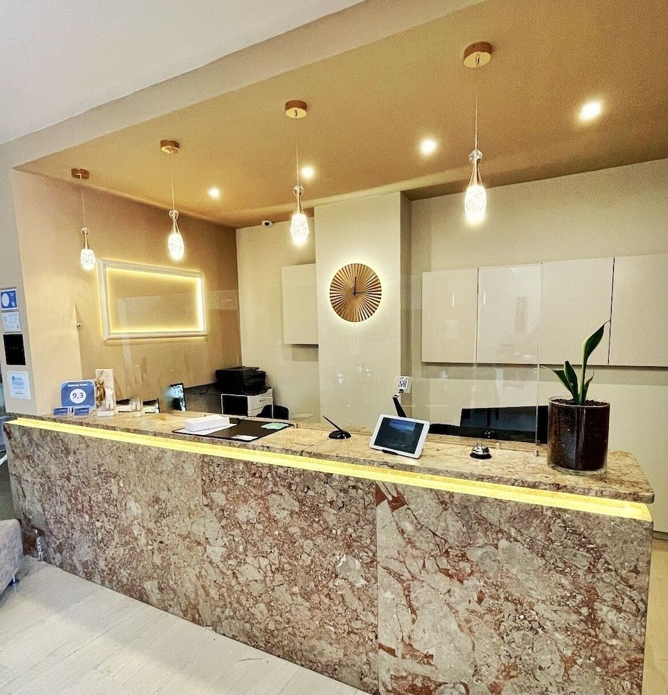 Nidimos Hotel 2
