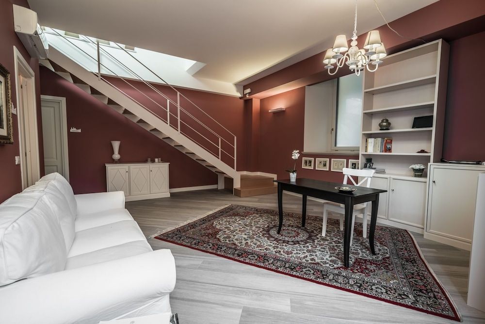 Residenza Cavour -1 estrelas em Acireale