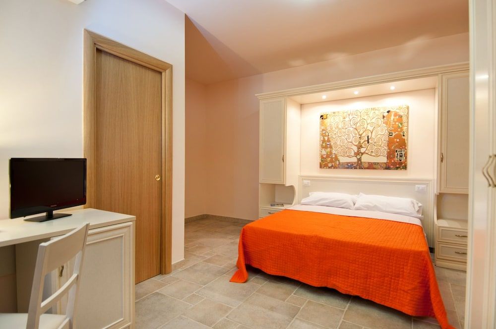 Rifugio delle Grotte 3