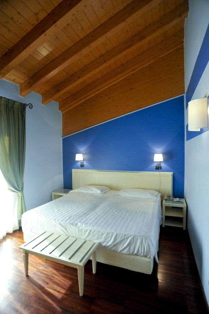 Hotel Ristorante Vecchia Riva 1