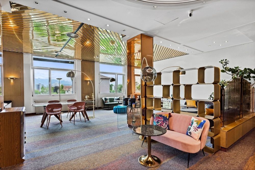 becozy Au Parc Retro Edition Self-Check-In Rooms & Studios Fribourg 3