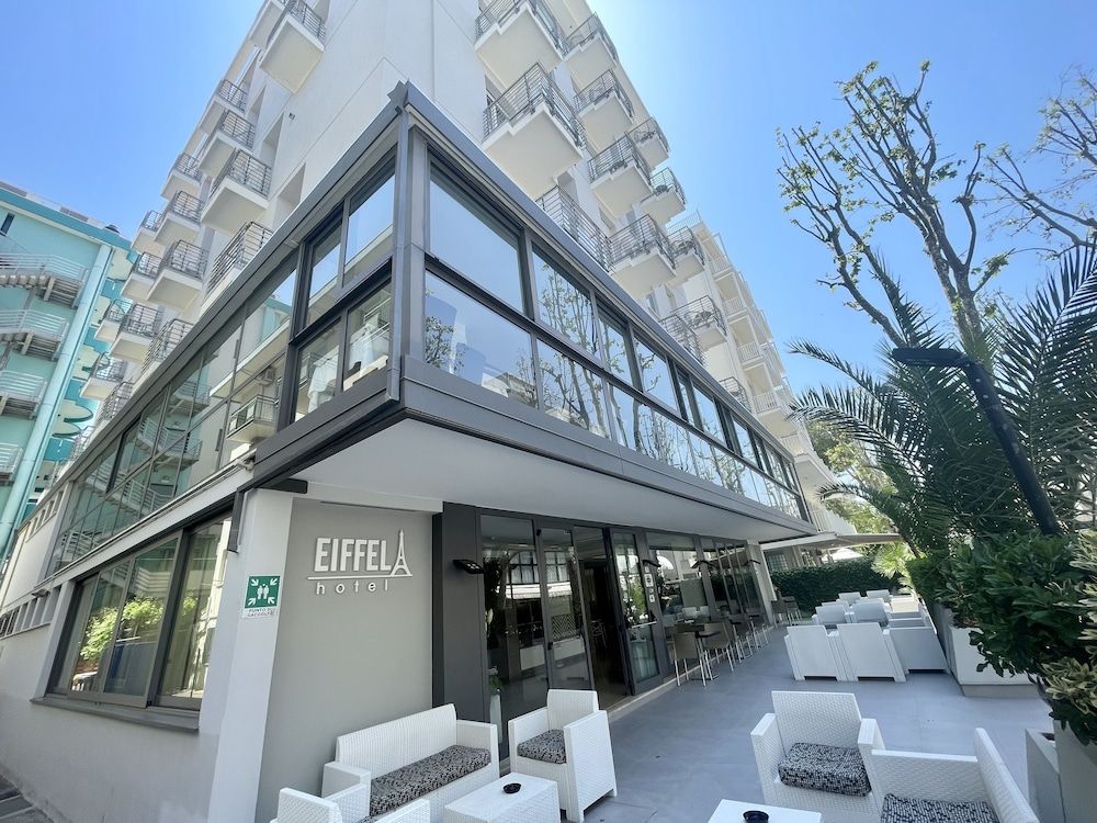 Hotel Eiffel 1