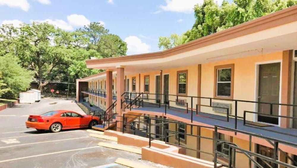 OYO Hotel Tallahassee Downtown 2 estrellas en Tallahassee