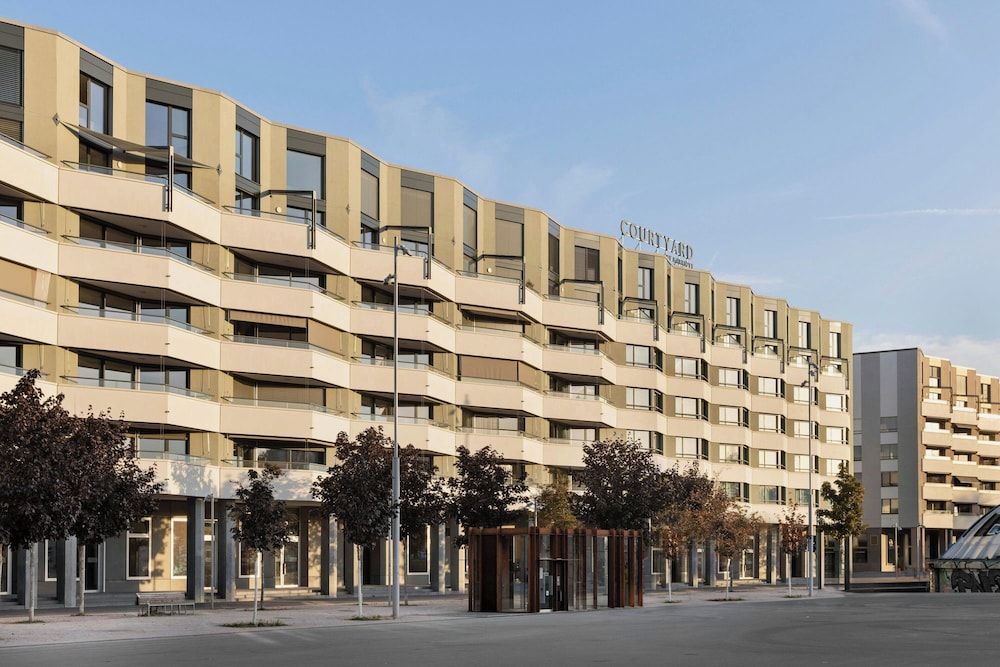 Courtyard By Marriott Biel/Bienne 4 étoiles à Bienne
