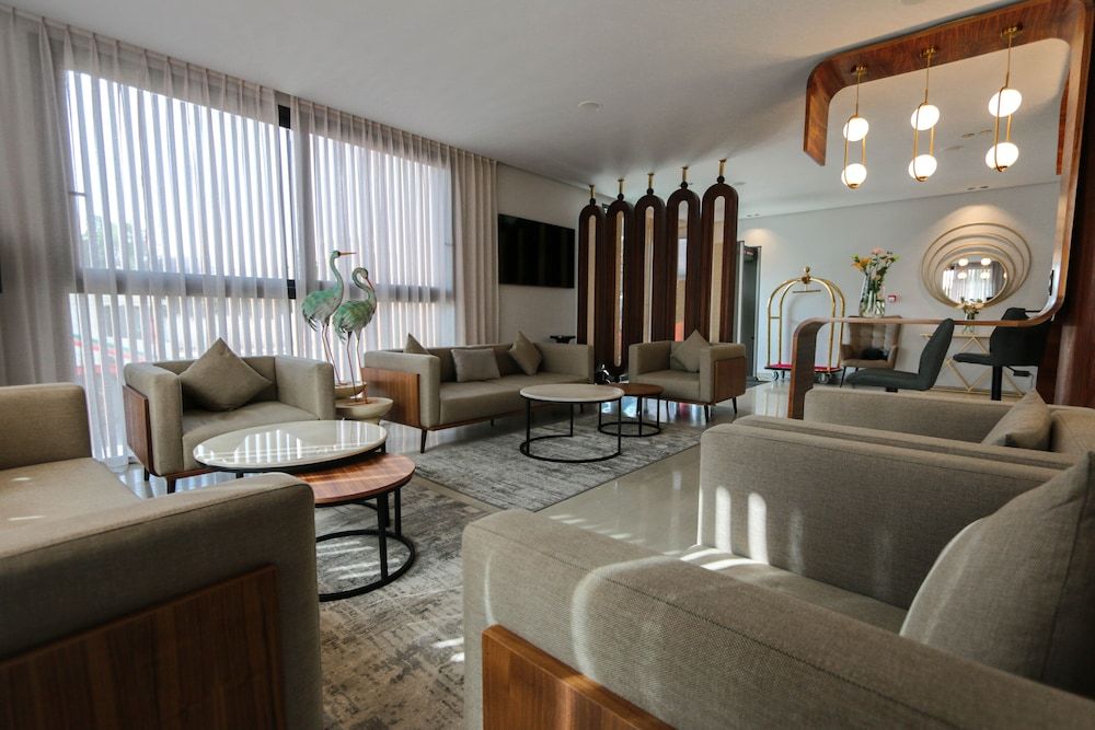 Urban Hotel and Spa 2