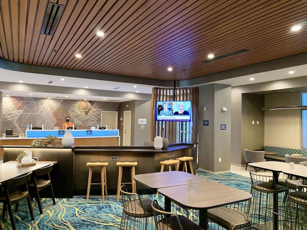 SpringHill Suites by Marriott Cape Canaveral Cocoa Beach 3