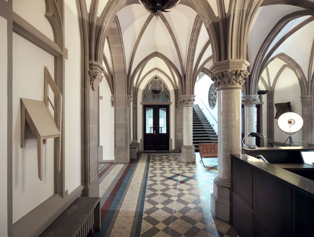 THE QVEST hideaway 2