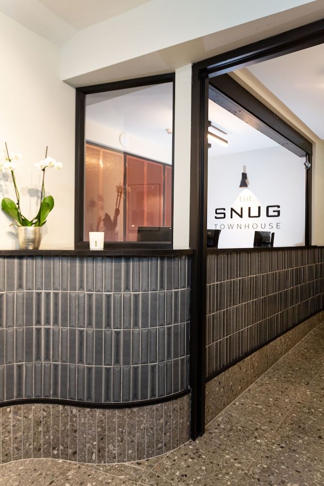 The Snug Townhouse 3