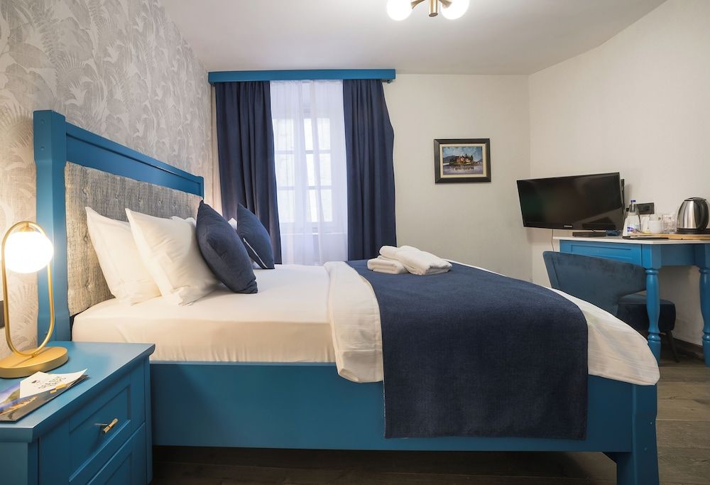 Hotel and Restaurant CONTE 3