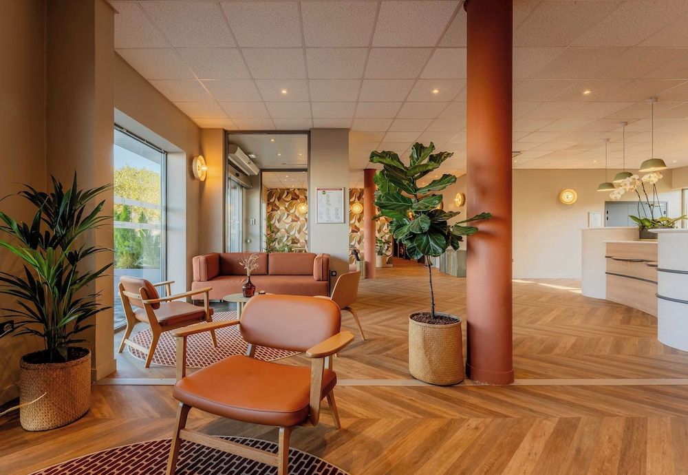B&B HOTEL Maubeuge Gare 2