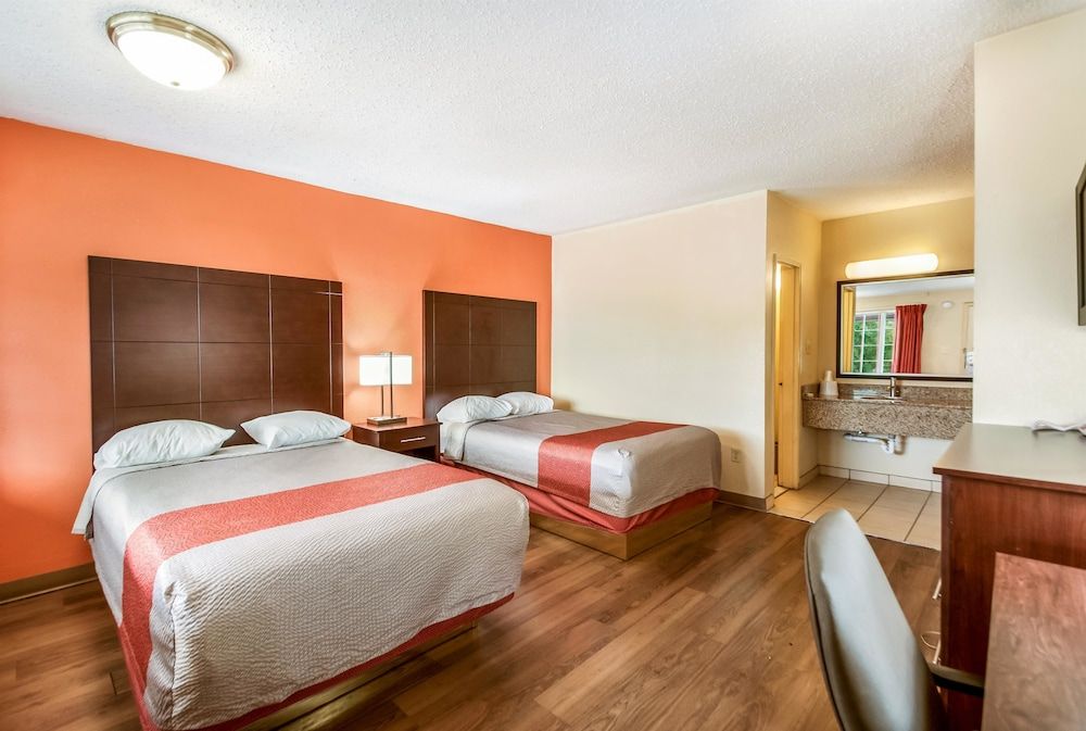 Motel 6 Washington, DC - Convention Center 2