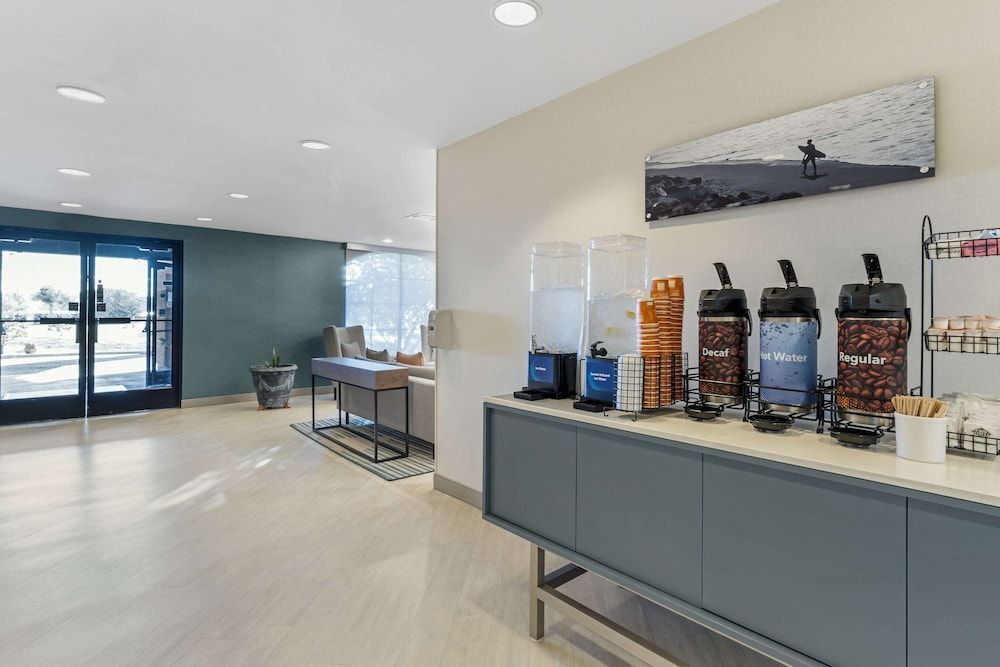 Comfort Inn Marina on the Monterey Bay 2