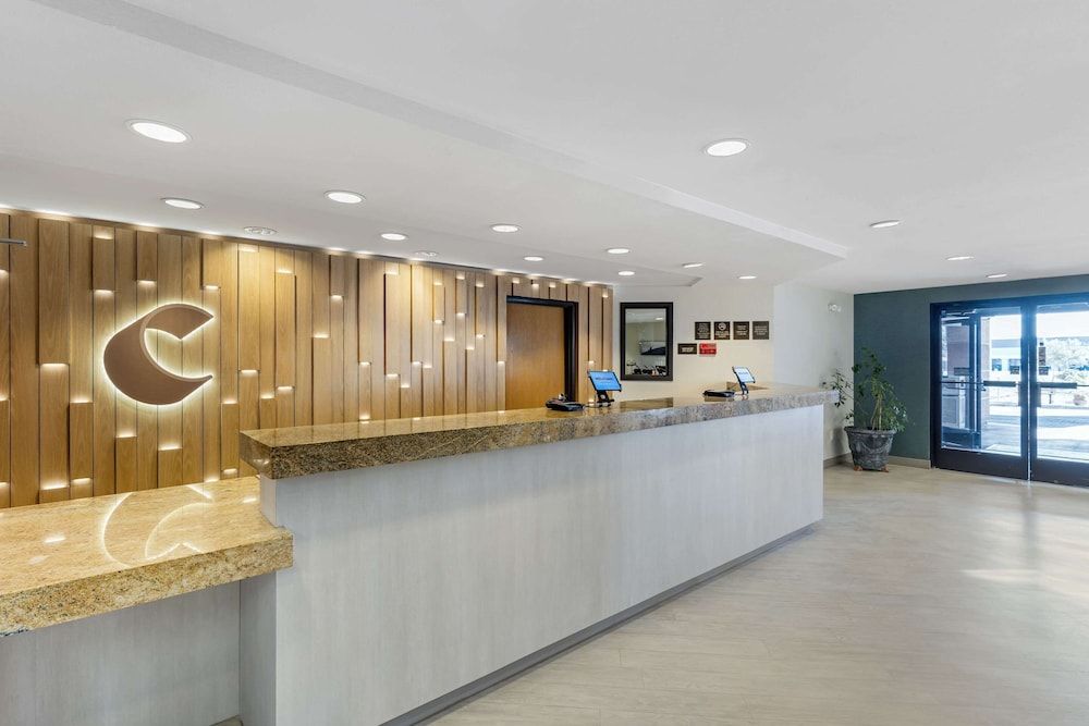 Comfort Inn Marina on the Monterey Bay 3