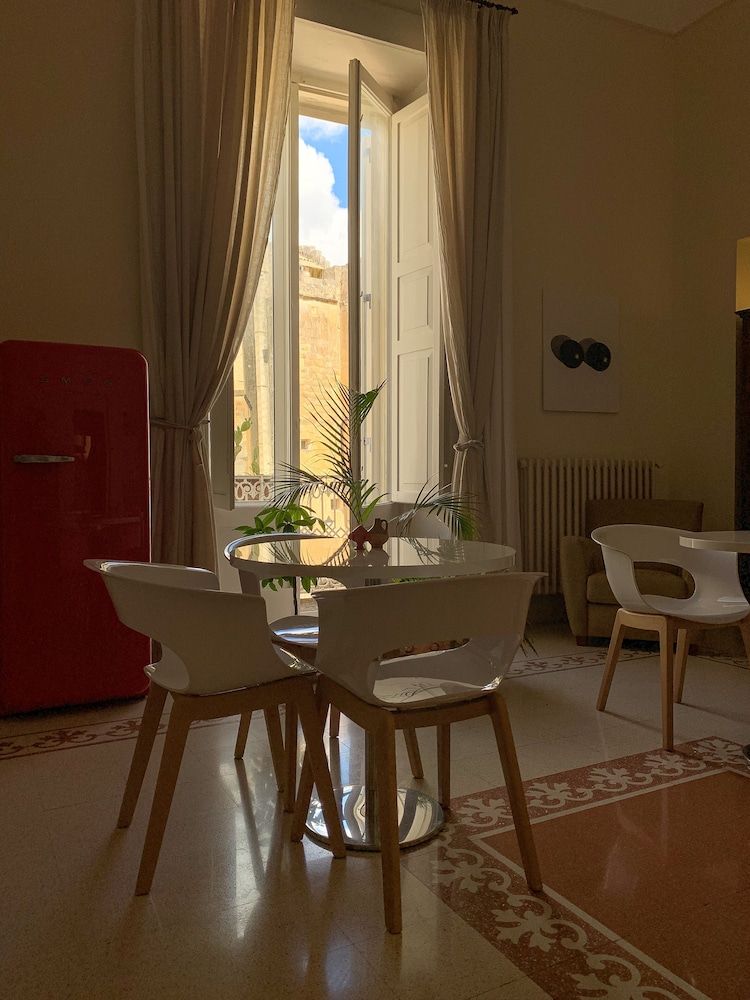 4Brooms Boutique B&B 2