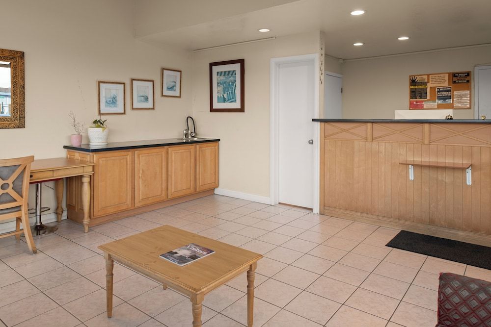 Sand Dollar Inn 3