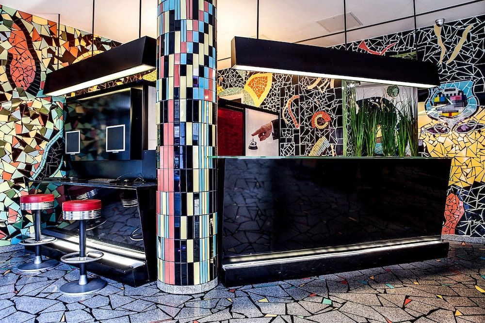 Grand Hotel Downtown 2