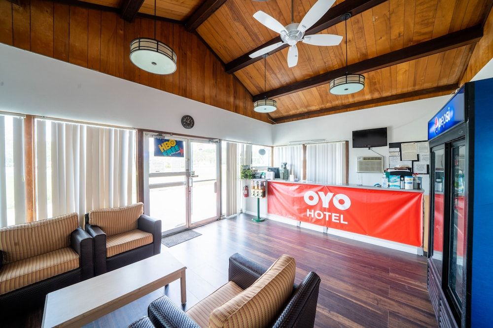 OYO Hotel Ocala, Fl I-75 3
