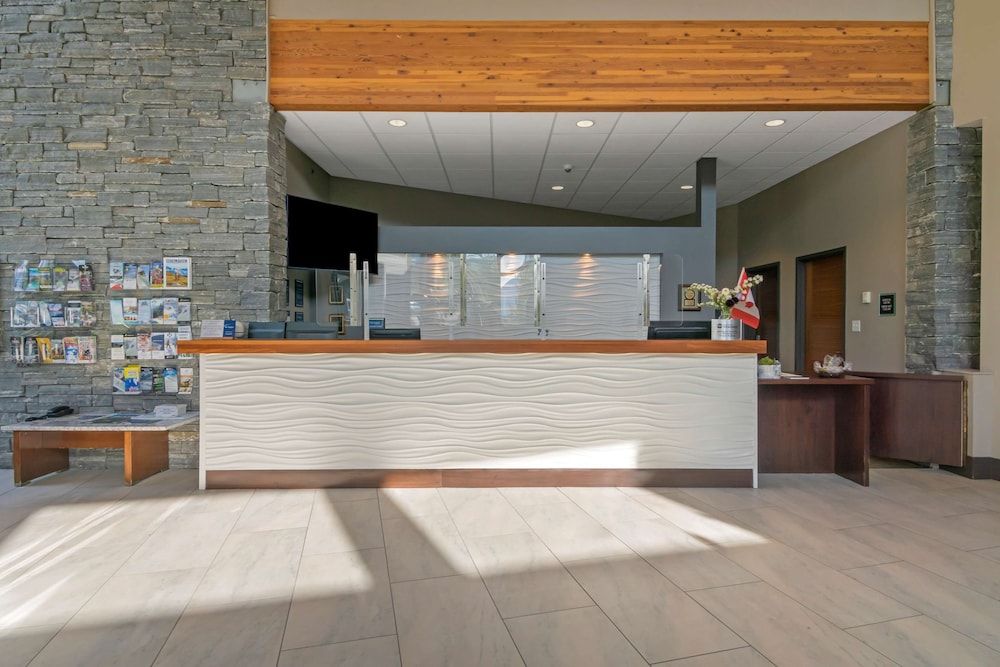 Best Western Plus Revelstoke 2
