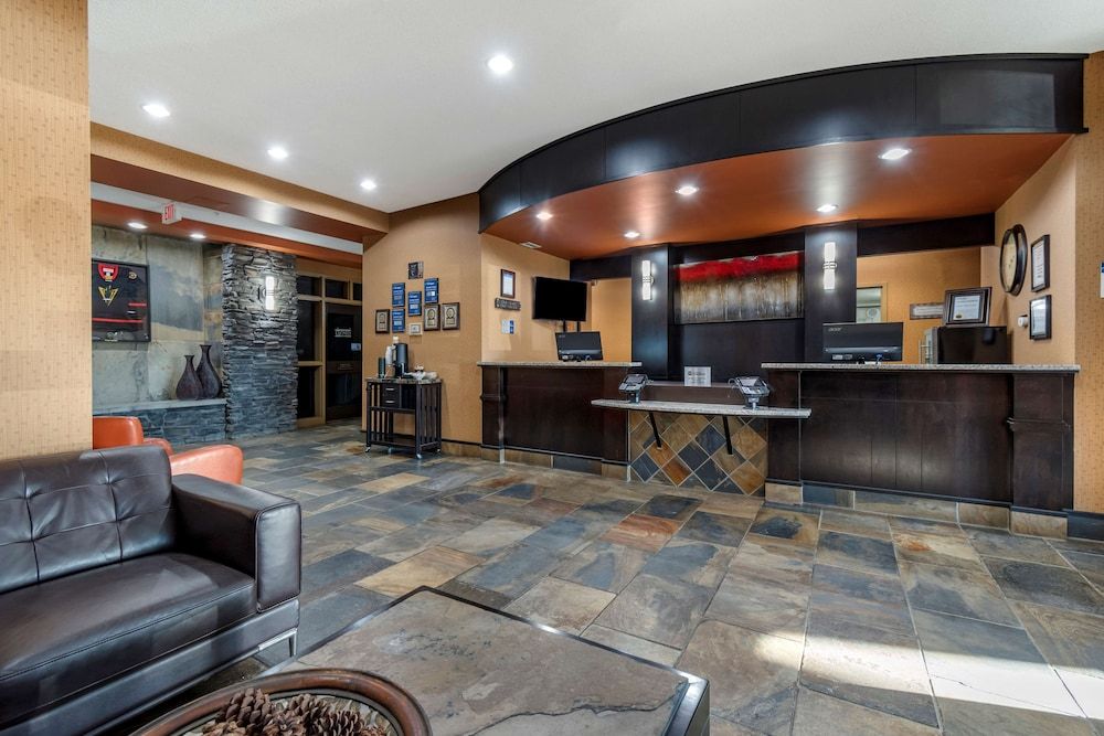 Best Western Bonnyville Inn & Suites 2