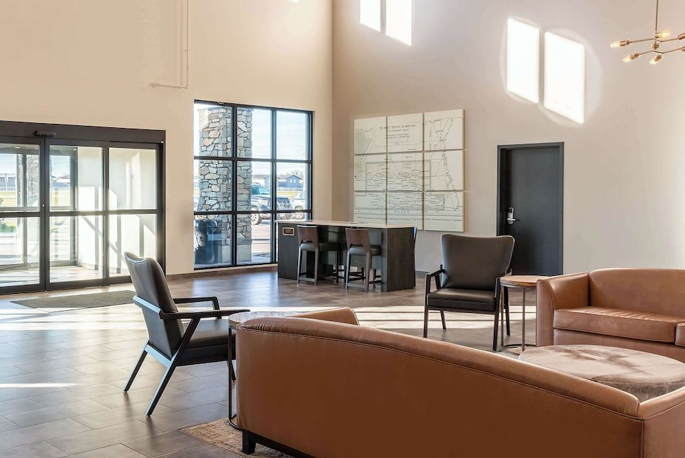 Best Western Plus Winkler 3