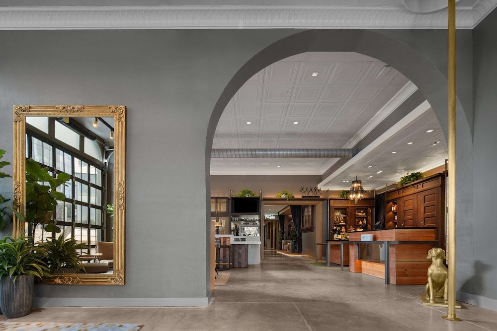 Hotel West & Main Conshohocken Philadelphia, Tapestry Collection 2