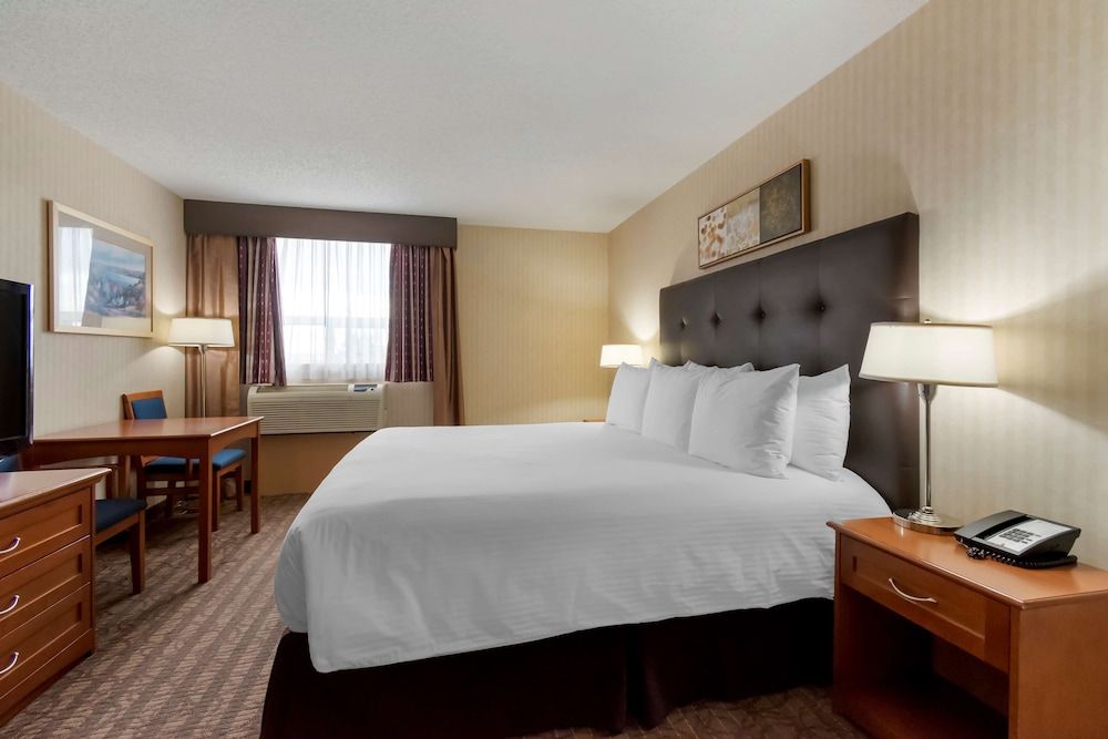 Best Western Cold Lake Inn 3