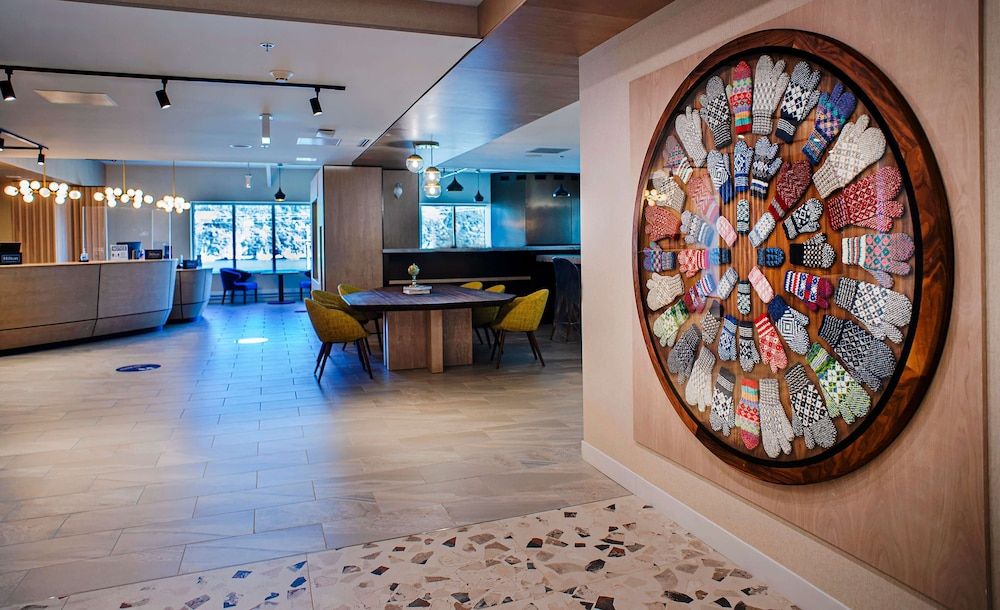 DoubleTree by Hilton St. John's Harbourview 2