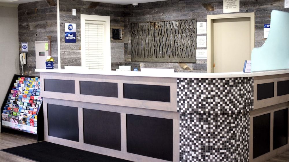 Best Western Peace Arch Inn 2