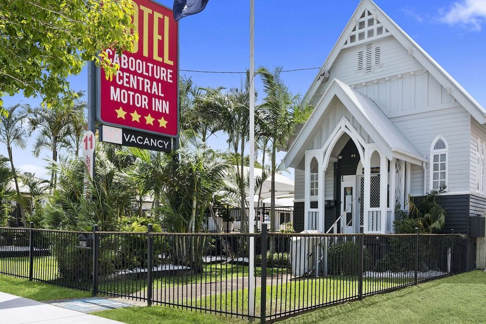 Caboolture Central Motor Inn, SureStay Collection by BW