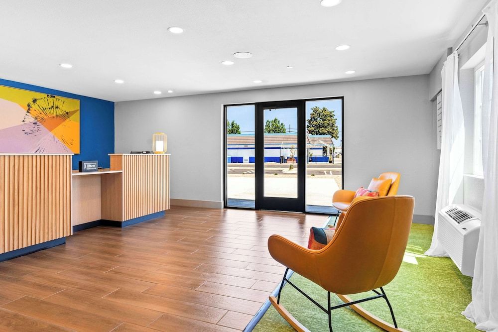 Spark by Hilton Modesto 2