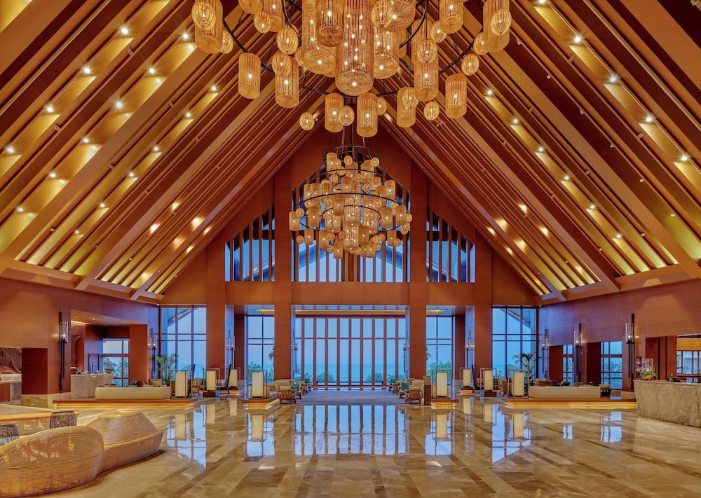 DoubleTree by Hilton Shanwei 3